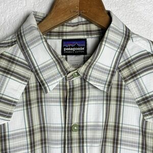 Patagonia Shirt Men's Plaid Button‎ Up Short Sleeve Organic Cotton Casual Small
